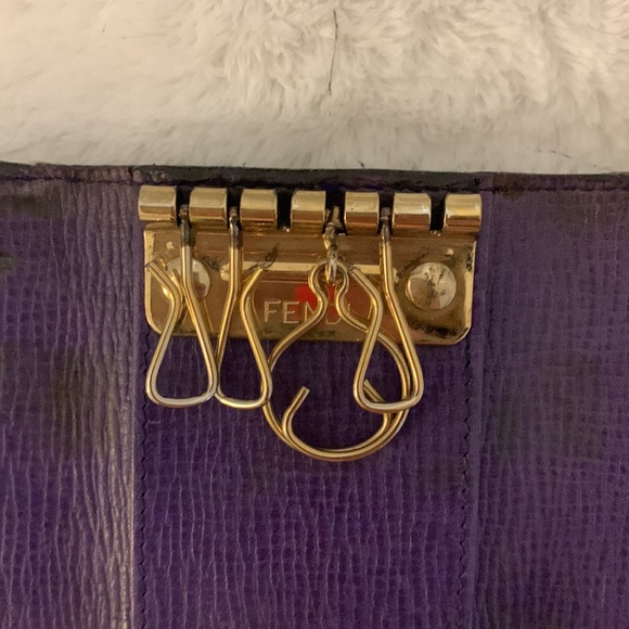 Authentic Fendi Key ๐ Holder - Picture 5 of 15